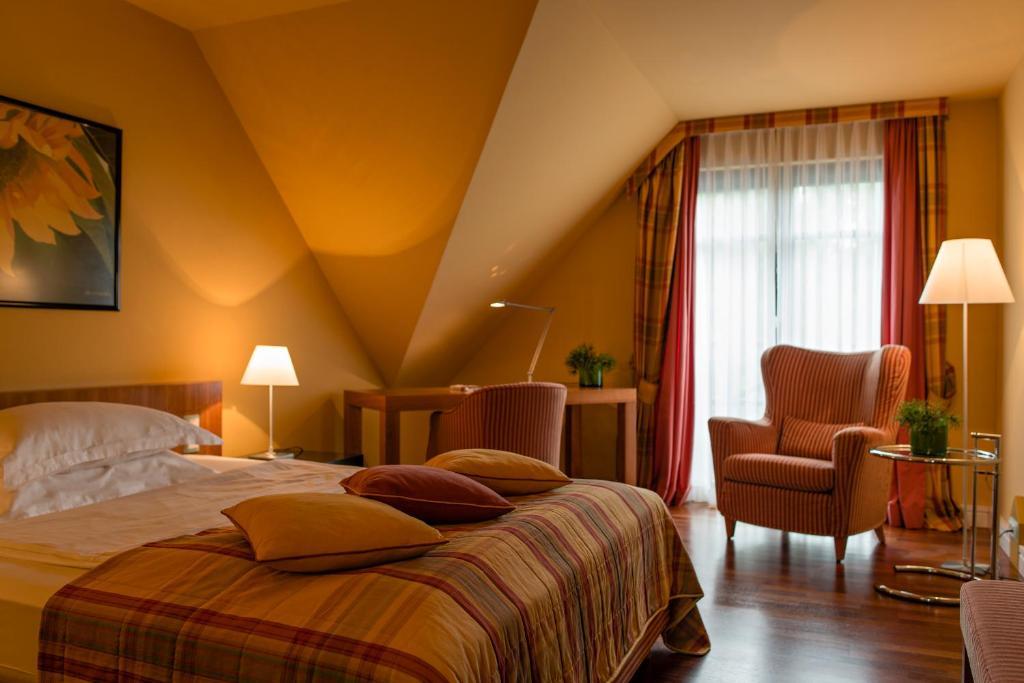 Zeller-Hotel+Restaurant Kahl am Main Quarto foto